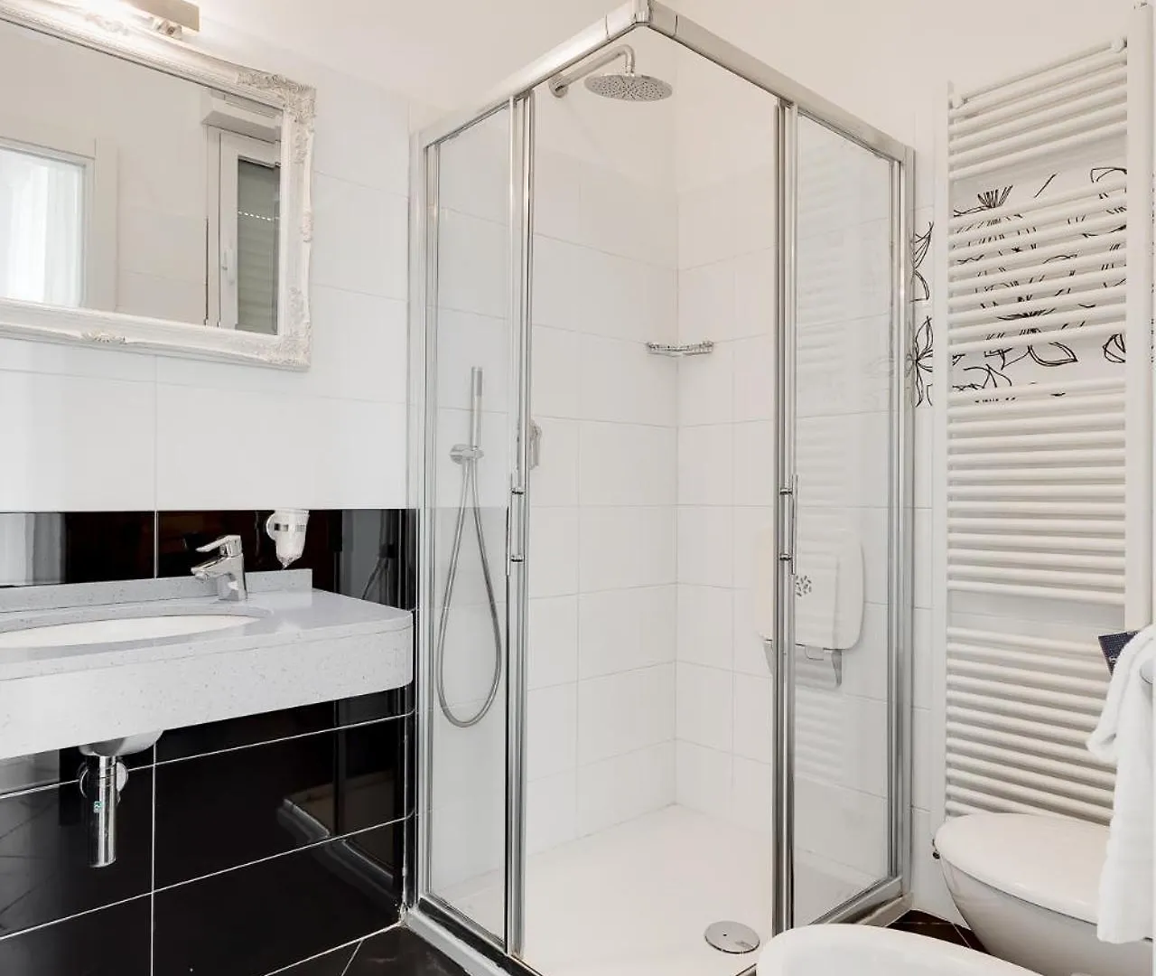 Hotel Buratti Cervia 4*,